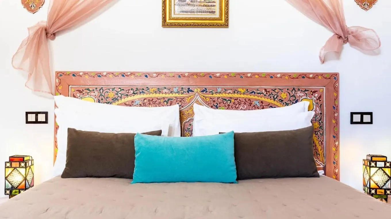 Riad 4 Jardins & Spa Marrakesh 4*,