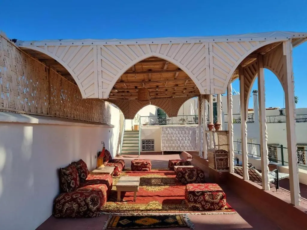 Riad 4 Jardins & Spa Marrakesh 4*,